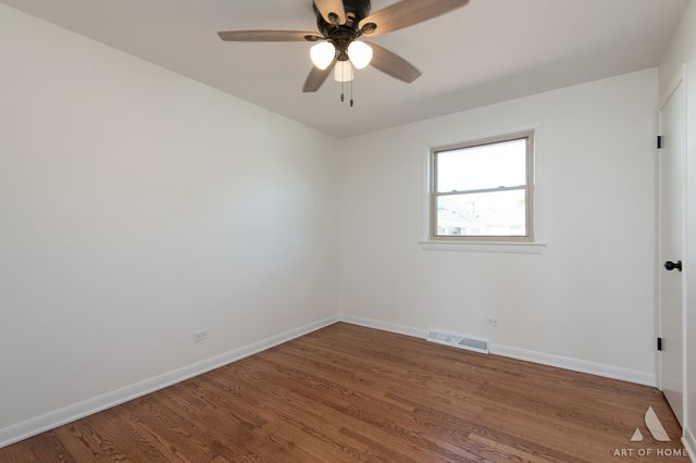 5854 W 81st Place, Burbank, IL 60459