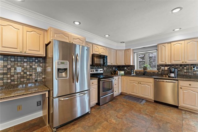 4712 Carriage Drive, Whitehall, PA 15236