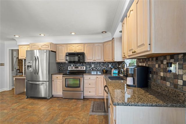 4712 Carriage Drive, Whitehall, PA 15236