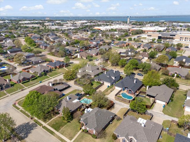 2937 Goldenwave, Rockwall, TX 75032