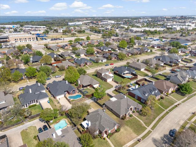 2937 Goldenwave, Rockwall, TX 75032