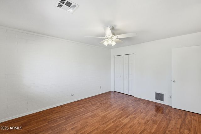 10747 W Hope Drive, Sun City, AZ 85351