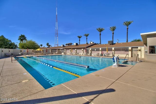 10747 W Hope Drive, Sun City, AZ 85351