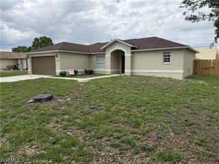 15603 Spring Line LN, Fort Myers, FL 33905