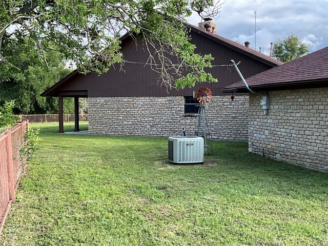 999 W Boynton st, Hamilton, TX 76531