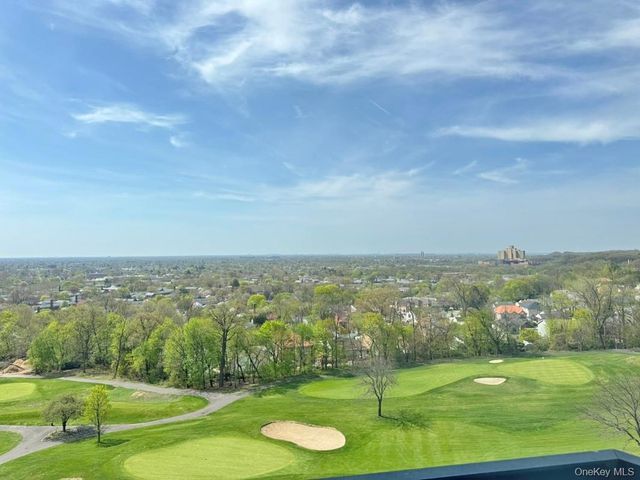 27010 Grand Central Parkway 10O, Floral Park, NY 11005