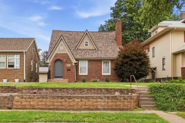 2612 E 18th Street E, Davenport, IA 52803