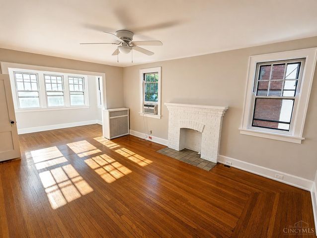 1307 Paxton Avenue, Cincinnati, OH 45208
