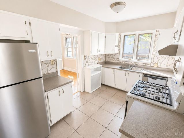 1307 Paxton Avenue, Cincinnati, OH 45208