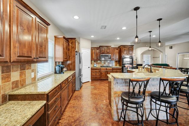 5803 Sabine Dr, Midland, TX 79707