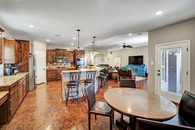 5803 Sabine Dr, Midland, TX 79707