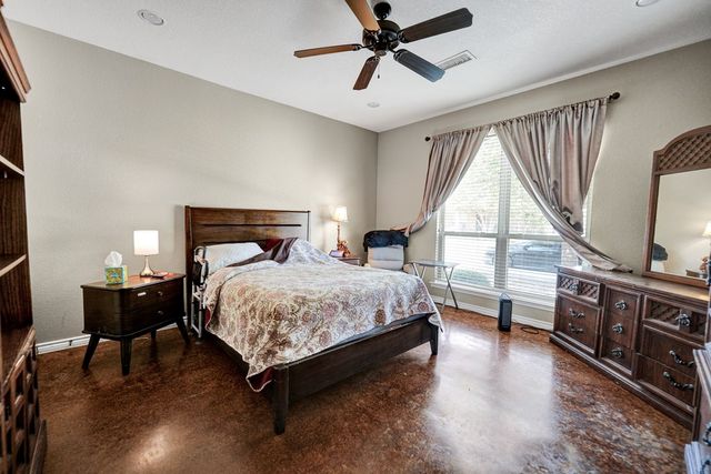 5803 Sabine Dr, Midland, TX 79707