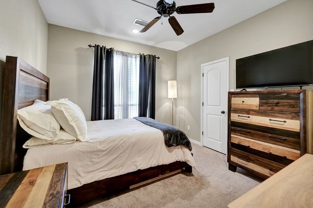 5803 Sabine Dr, Midland, TX 79707