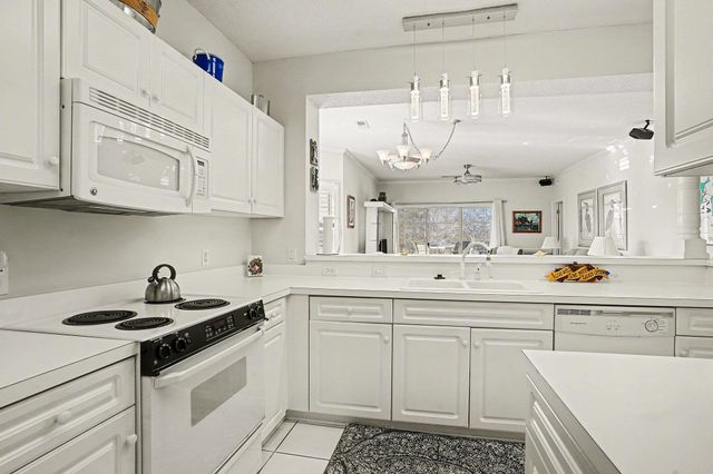 4429 Turtle Ln Apt 3A, Little River, SC 29566