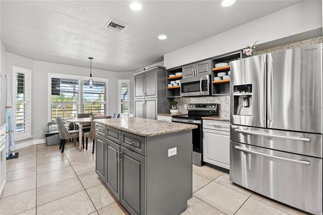 384 VIEDMA STREET, Punta Gorda, FL 33983