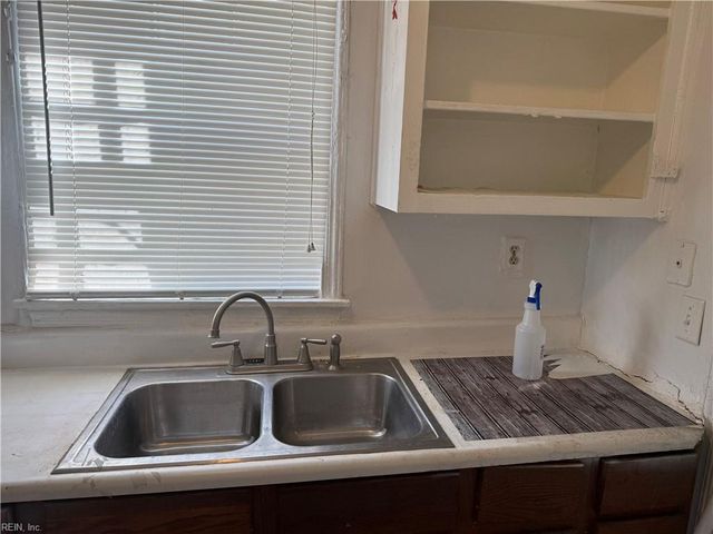 1605 Roanoke AVE, Newport News, VA 23607