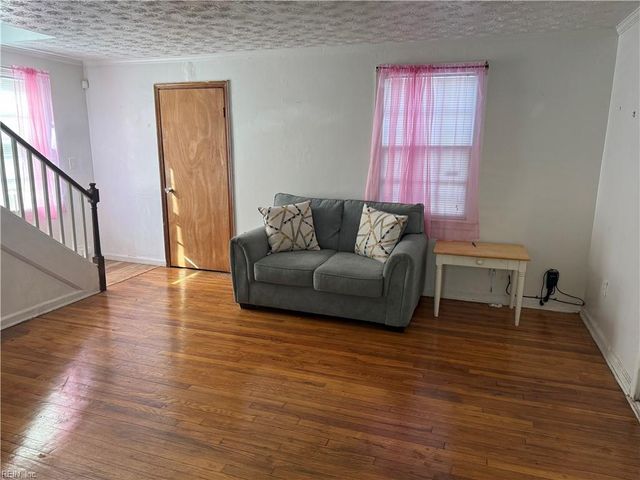 1605 Roanoke AVE, Newport News, VA 23607