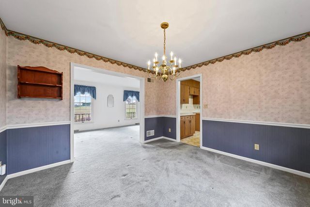 155 FREEDOM VALLEY CIR, Coatesville, PA 19320