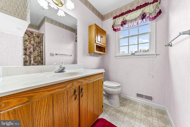 155 FREEDOM VALLEY CIR, Coatesville, PA 19320