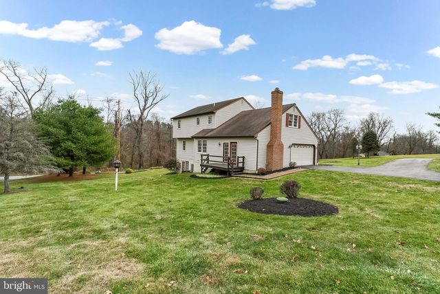 155 FREEDOM VALLEY CIR, Coatesville, PA 19320