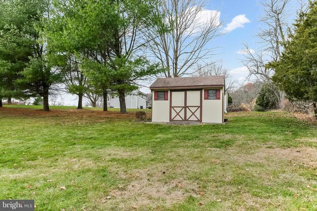 155 FREEDOM VALLEY CIR, Coatesville, PA 19320