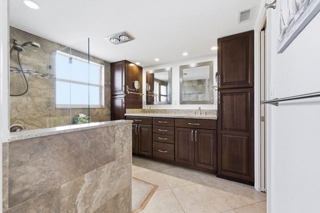 3000 NE 48th Court 406, Lighthouse Point, FL 33064