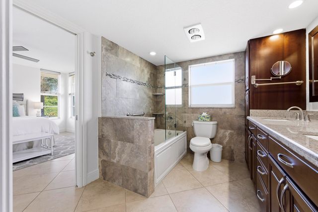 3000 NE 48th Court 406, Lighthouse Point, FL 33064