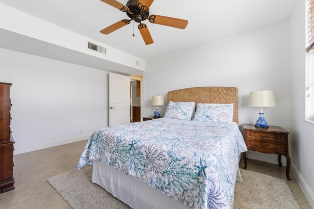 3000 NE 48th Court 406, Lighthouse Point, FL 33064