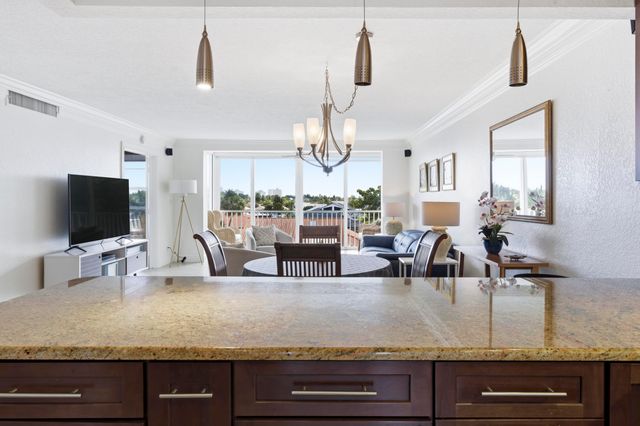 3000 NE 48th Court 406, Lighthouse Point, FL 33064