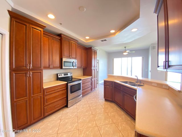 1835 Minutemen Causeway 103, Cocoa Beach, FL 32931