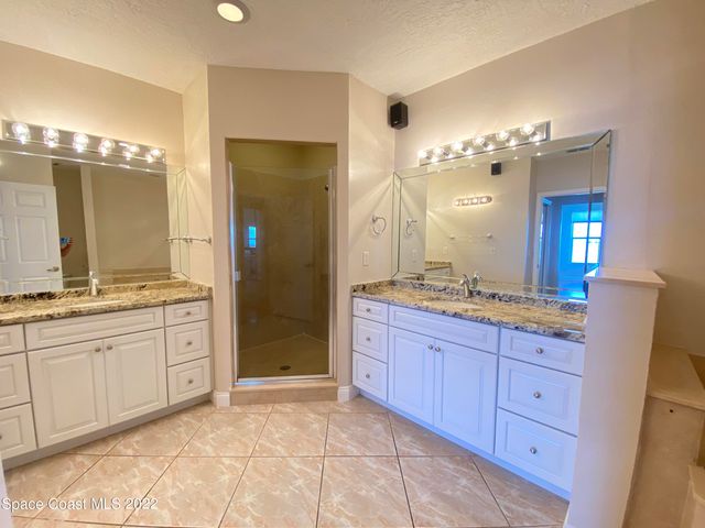 1835 Minutemen Causeway 103, Cocoa Beach, FL 32931