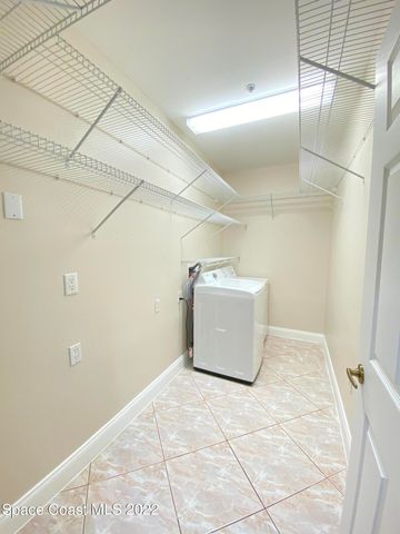 1835 Minutemen Causeway 103, Cocoa Beach, FL 32931