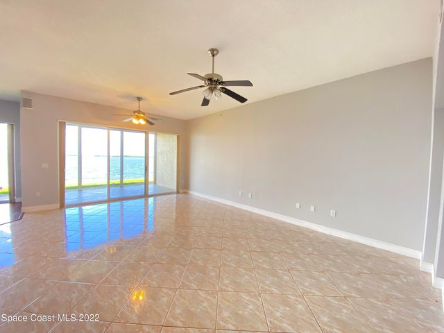 1835 Minutemen Causeway 103, Cocoa Beach, FL 32931