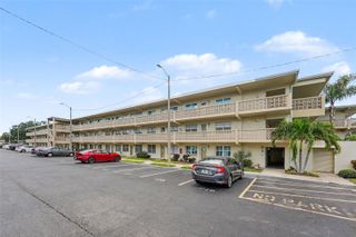951 79TH AVENUE N APT 322, St Petersburg, FL 33702