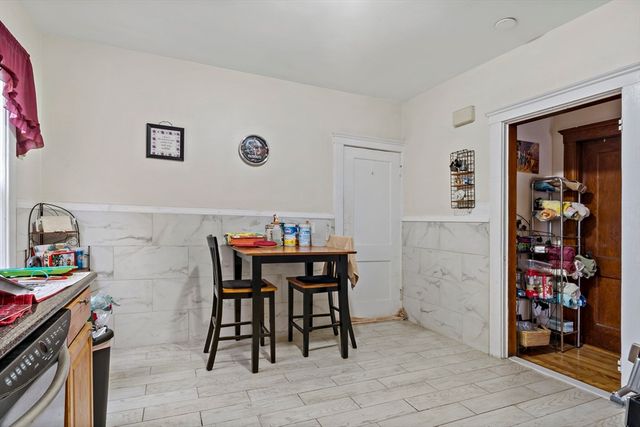 22-24 James St, Quincy, MA 02169