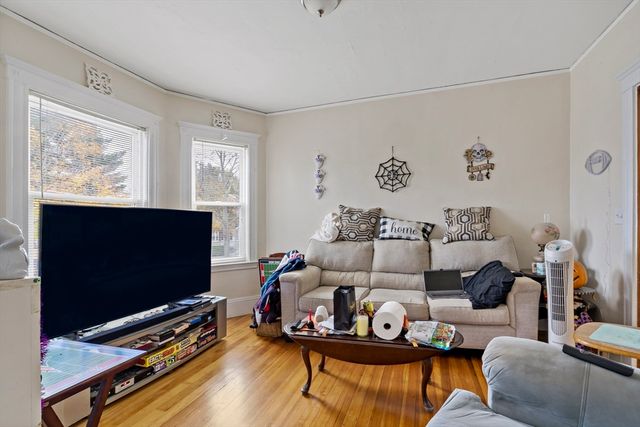 22-24 James St, Quincy, MA 02169