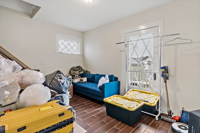 22-24 James St, Quincy, MA 02169