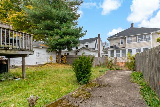 22-24 James St, Quincy, MA 02169