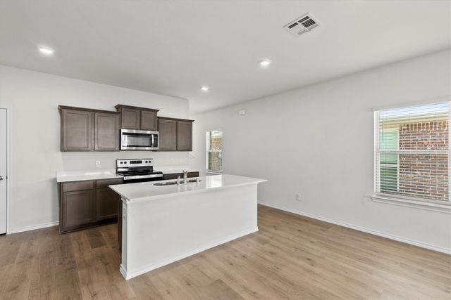 809 Trough Street, Royse City, TX 75189