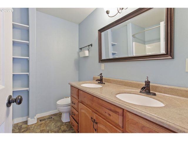6314 Se JENNINGS Ave, Milwaukie, OR 97267