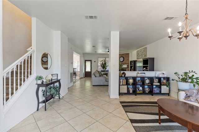 2312 Green Mere Drive, Arlington, TX 76001