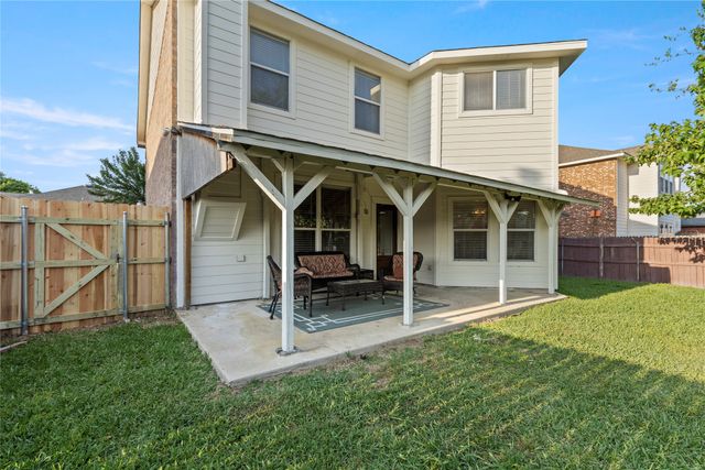 2312 Green Mere Drive, Arlington, TX 76001