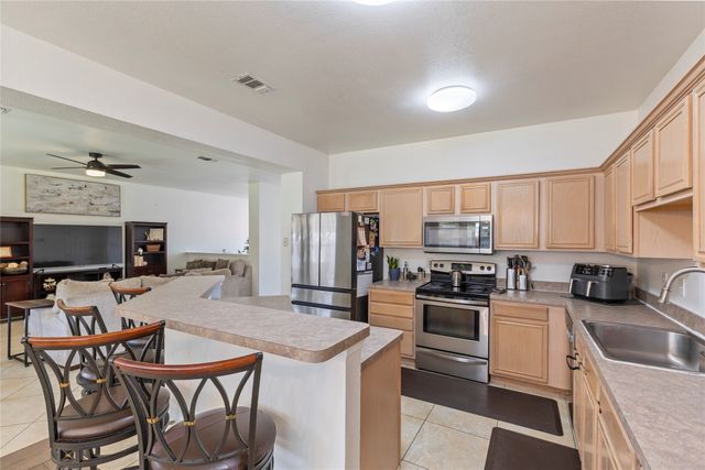 2312 Green Mere Drive, Arlington, TX 76001