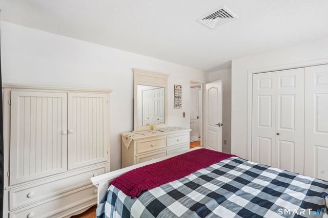 6 Hillcrest Road, Bethel, CT 06801