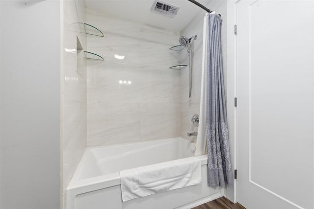 701 E 57th St S, Wichita, KS 67216