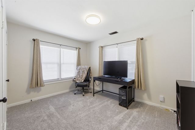 701 E 57th St S, Wichita, KS 67216