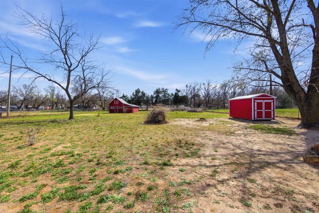 701 E 57th St S, Wichita, KS 67216