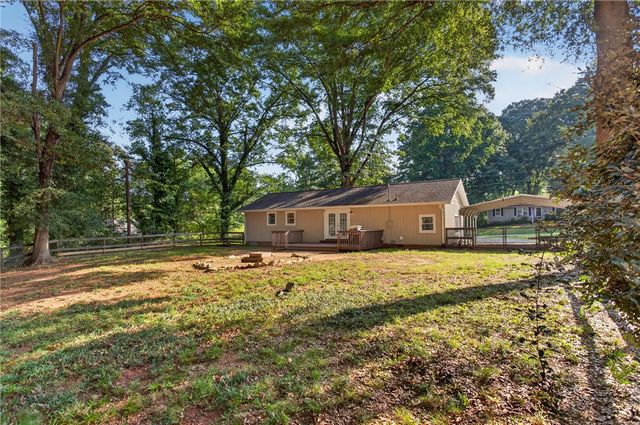 202 Hemlock Avenue, Anderson, SC 29625