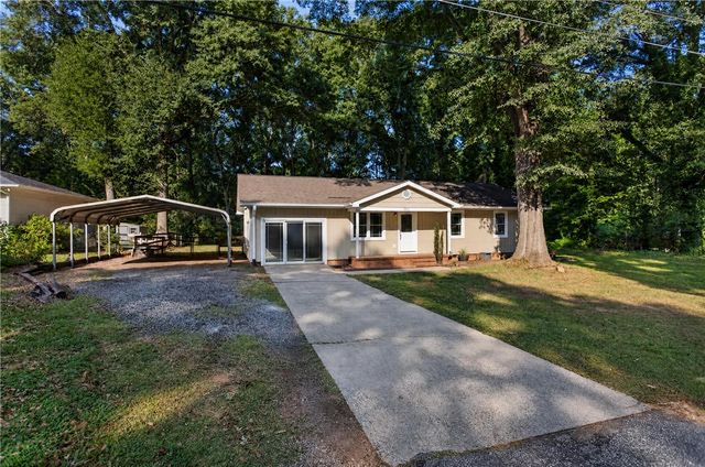 202 Hemlock Avenue, Anderson, SC 29625