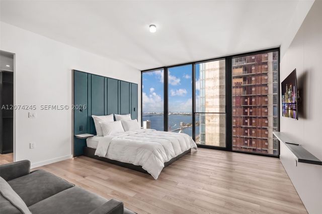 20 NE 11th Street 5102, Miami, FL 33132